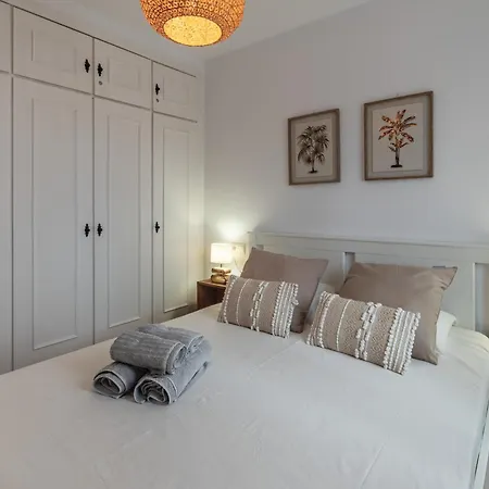 Renovated Apartment On Beachside With Pool Nerja Exterior photo